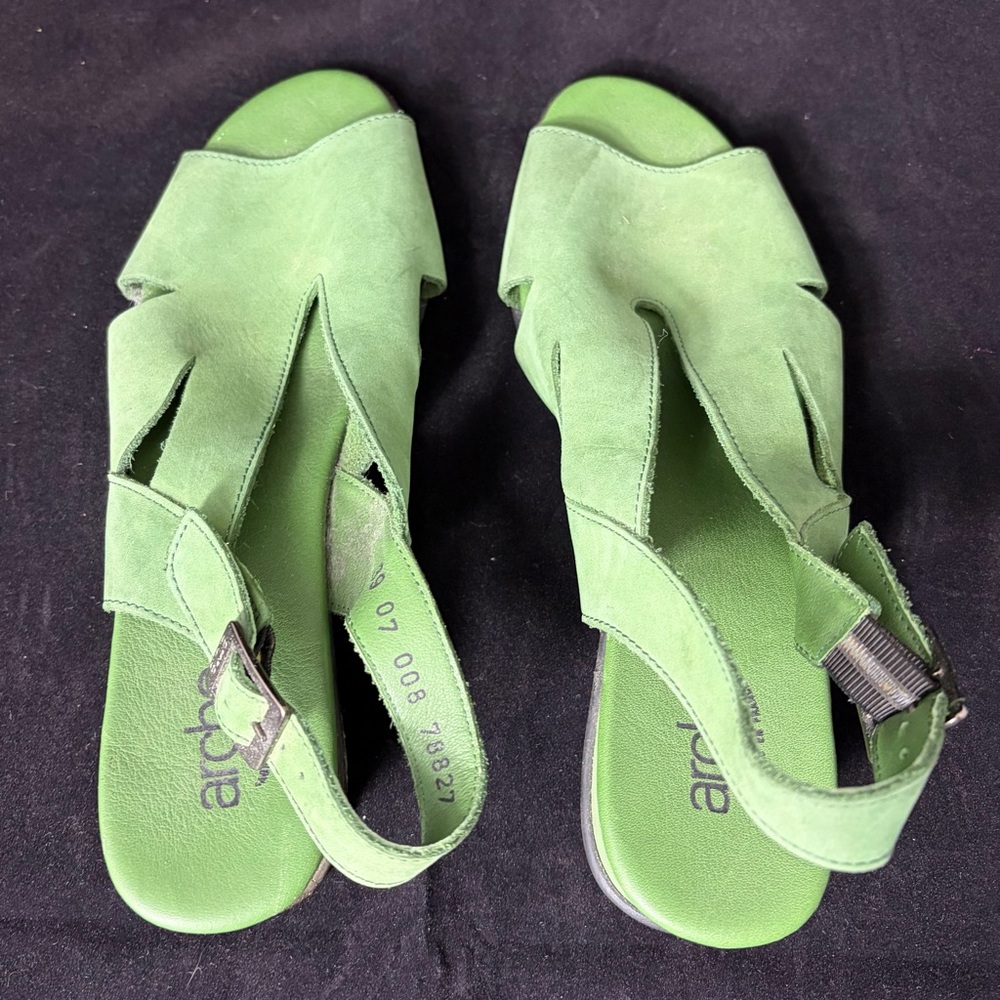 ARCHE Green Slingback Women Sandals Size 39 Made In France GUC - Picture 2 of 10